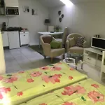 Klatenberg Apartman *